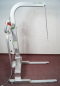 Preview: Liko Golvo 8008 Low Base – Mobiler Patientenlifter mit niedriger Fahrbasis
