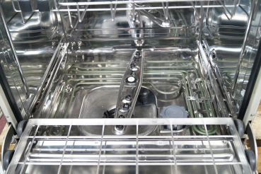 Miele G 7881 mit DOS-System und 2 Spülkörben – Professioneller Reinigungs- und Desinfektionsautomat