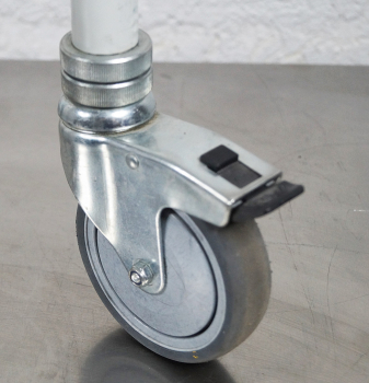 Seca 959 Wage Stuhlwaage mit Rollstuhl-Funktion – Professionelle Medizinwaage