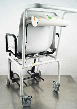 Seca 959 Wage Stuhlwaage mit Rollstuhl-Funktion – Professionelle Medizinwaage