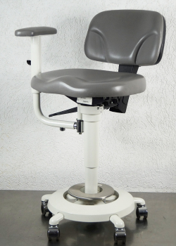 Jörg & Sohn Coburg Dentalift 2415 H – Arzthocker mit Armstütze