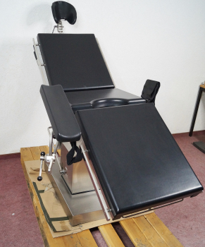Schmitz Medi-Matic 125 – OP-Tisch / Gynäkologenstuhl Gynäkologie hydraulisch verstellbar