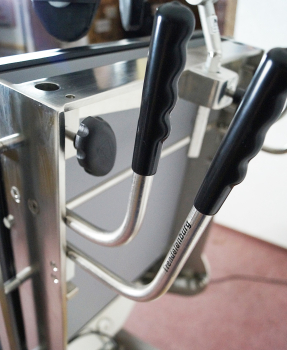 Schmitz Medi-Matic 125 – OP-Tisch / Gynäkologenstuhl Gynäkologie hydraulisch verstellbar