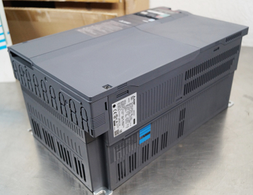 Mitsubishi A 800 FR-A840-00470-2-60 Frequenzumrichter Inverter