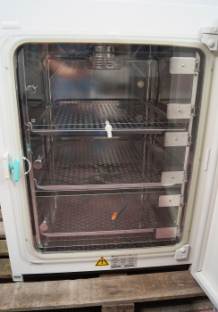 Heraeus Heracell 150 CO2-Inkubator Brutschrank Zellkultur Begasungsbrutschrank