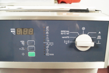 Miele G7881 Thermodesinfektor mit DOS-System – Unterbaugerät mit 2 Spülkörben