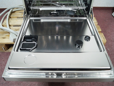 Miele G7881 Thermodesinfektor mit DOS-System – Unterbaugerät mit 2 Spülkörben