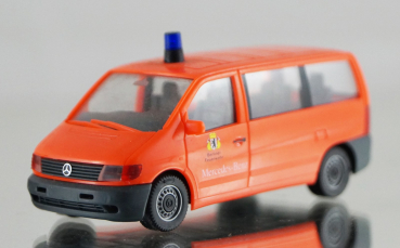 Herpa VW Passat GL Notarzt + Mercedes Benz Vito Berliner Feuerwehr 1:87