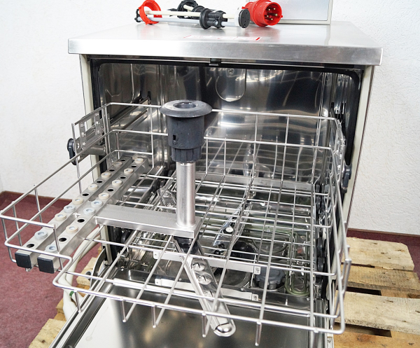 Miele G 7881 mit DOS-System und 2 Spülkörben – Professioneller Reinigungs- und Desinfektionsautomat