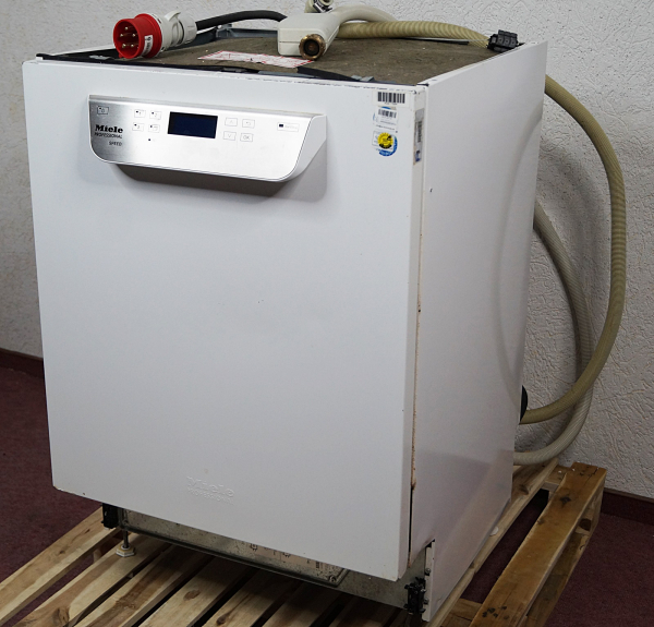 Miele PG 8055 U AW mit 2 Spülkörben – Gläser Spülmaschine Professionelle Unterbau-Gewerbespülmaschine