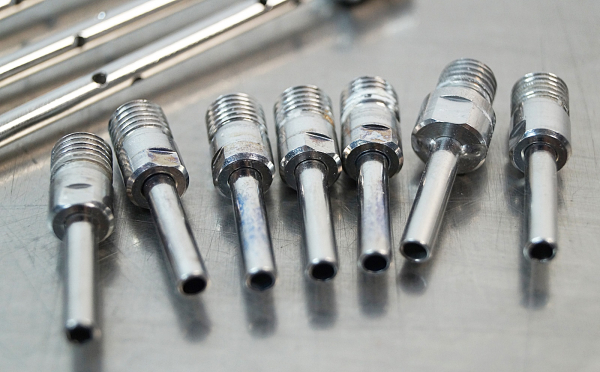 Miele A 833 Injektordüsen Aufnahme – 10 Stück für Hohlkörper bis 18 mm