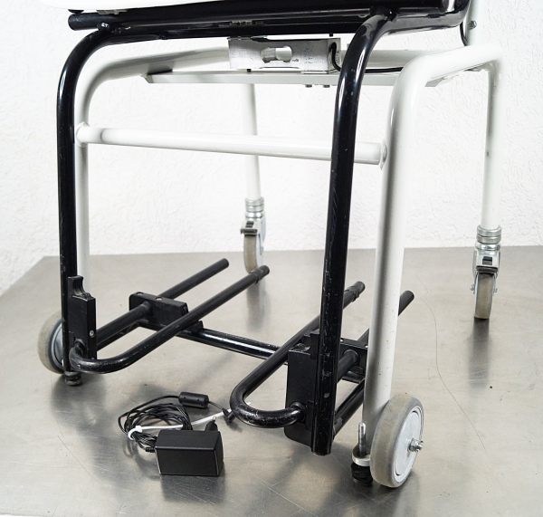 Seca 959 Wage Stuhlwaage mit Rollstuhl-Funktion – Professionelle Medizinwaage