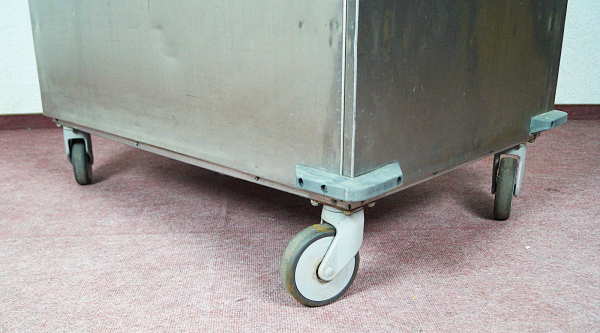 Seca 959 Wage Stuhlwaage mit Rollstuhl-Funktion – Professionelle Medizinwaage