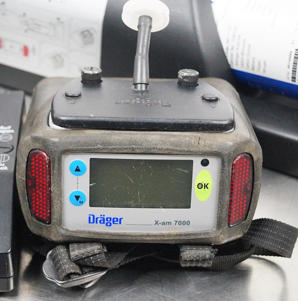 Dräger X-AM 7000 Mehrgasmessgerät Gas Warngerät mit Bumptest und Ladestation