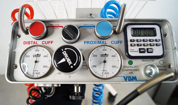 VBM Tourniquet 5000 blutleeres Feld Blutsperre + Rollgestell