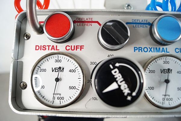 VBM Tourniquet 5000 blutleeres Feld Blutsperre + Rollgestell