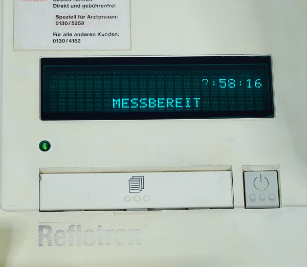 Roche Reflotron Blut Analysengerät viel Zubehör Chemie Analysator Labor