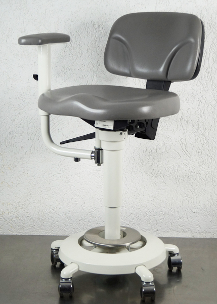 Jörg & Sohn Coburg Dentalift 2415 H – Arzthocker mit Armstütze