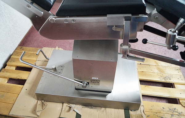 Schmitz Medi-Matic 125 – OP-Tisch / Gynäkologenstuhl Gynäkologie hydraulisch verstellbar