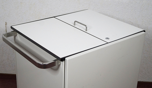 Maquet Visitenwagen / Gerätewagen – Mobil, robust und funktional