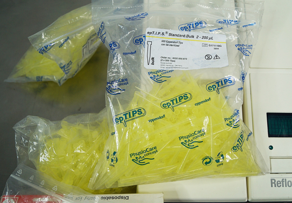 Roche Reflotron Blut Analysengerät viel Zubehör Chemie Analysator Labor