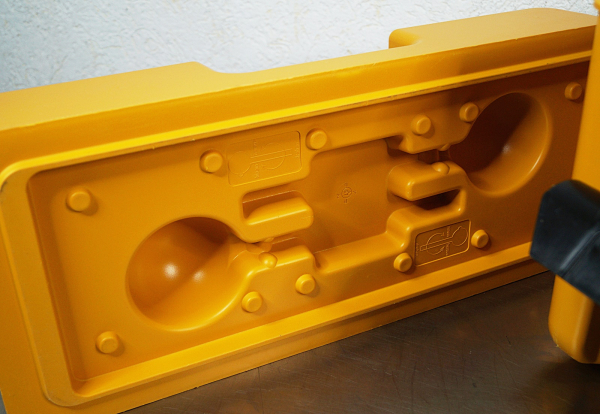 Rieber Thermoport® Getränkebehälter „thermi“ 12 Liter – Thermobehälter aus Kunststoff mit Auslasshahn, unbeheizt