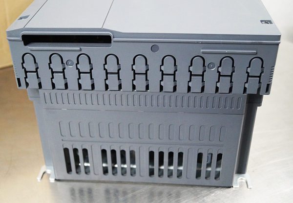 Mitsubishi A 800 FR-A840-00470-2-60 Frequenzumrichter Inverter