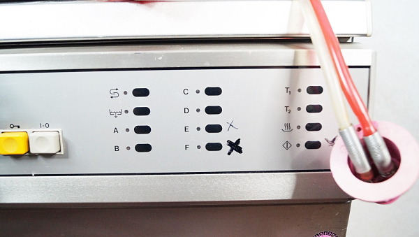 Miele Mielabor G7783 – Professionelle Laborspülmaschine mit 2 Spülkörben