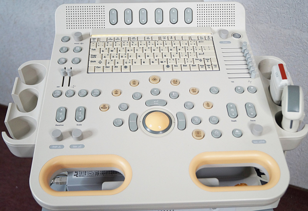 Philips HD7 BW Ultraschallgerät 2 Sonden Konvex C5-2 & Linear L12-3 + Mitsubishi CP30Dw Drucker & EKG