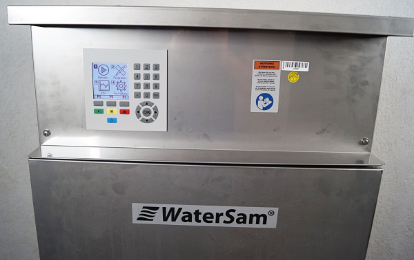Watersam WS316 mit MS3 Steuerung – Automatischer Wasserprobenehmer mit gekühltem Probenraum