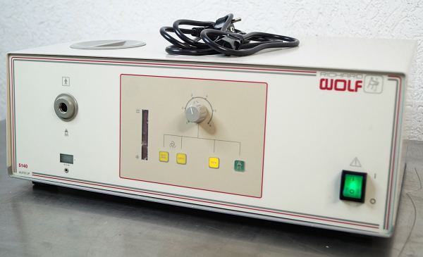 Richard Wolf 5140 Auto LP Kaltlichtquelle – Professionelle Endoskopie-Lichtquelle