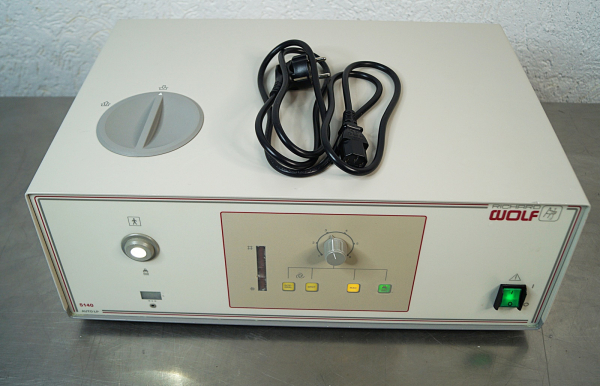 Richard Wolf 5140 Auto LP Kaltlichtquelle – Professionelle Endoskopie-Lichtquelle