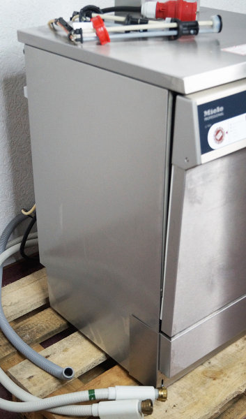 Miele G 7881 mit DOS-System und 2 Spülkörben – Professioneller Reinigungs- und Desinfektionsautomat