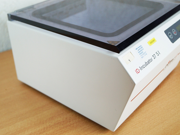 DIAMED ID Incubator 37 SI Inkubator Brutschrank Wärmeschrank