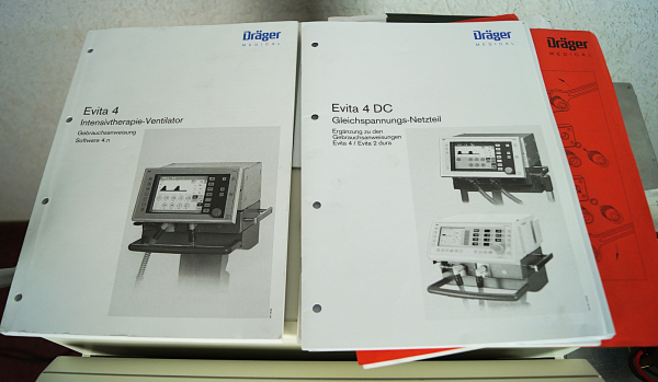 Dräger EVITA 4 21SW / DC Mobil CO² 4.25 Beatmung Überwachung Monitor Intensivtherapie Ventilator