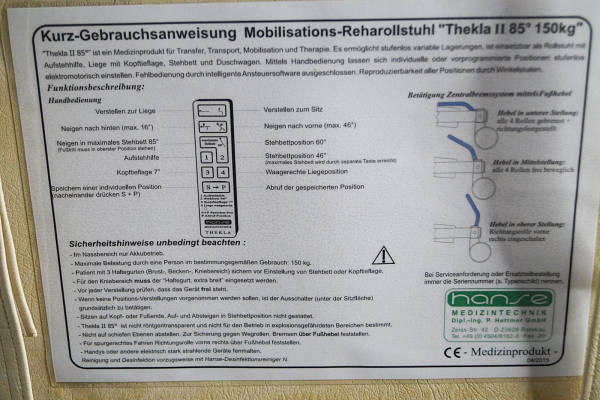 Hanse Thekla 2 Reharollstuhl Mobilisation Rollstuhl Liege Behandlungsstuhl
