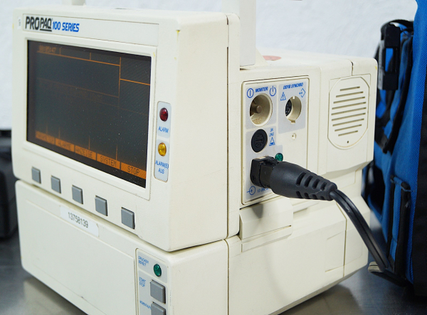 Welch Allyn Propaq 106 EL Encore Protokoll Vitalzeichen Monitor EKG Patientenmonitor